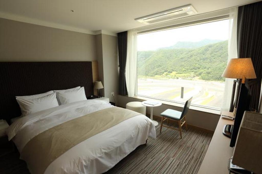 Inje Speedium Hotel & Resort Exteriér fotografie